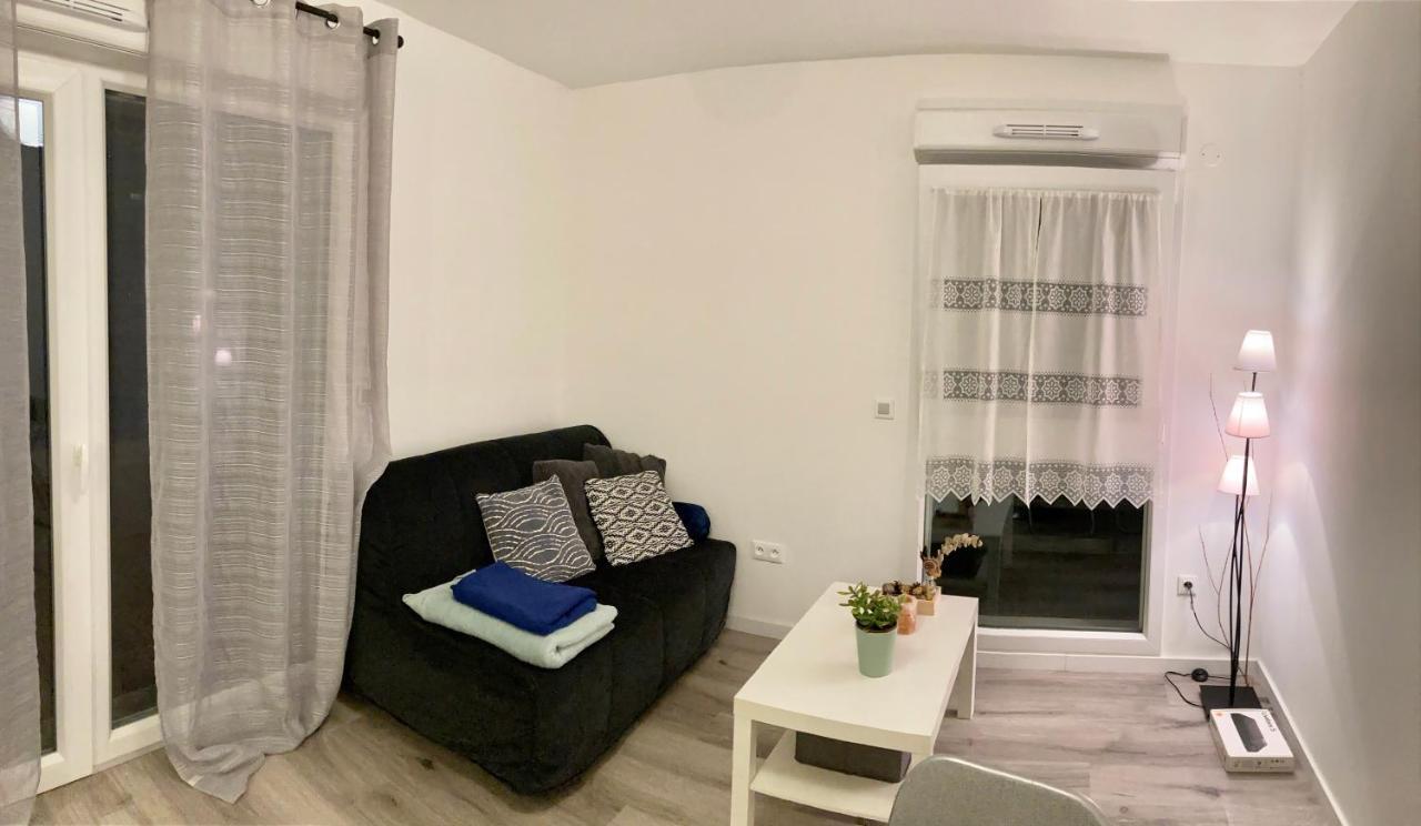 Muse Proche Gare Apartment *